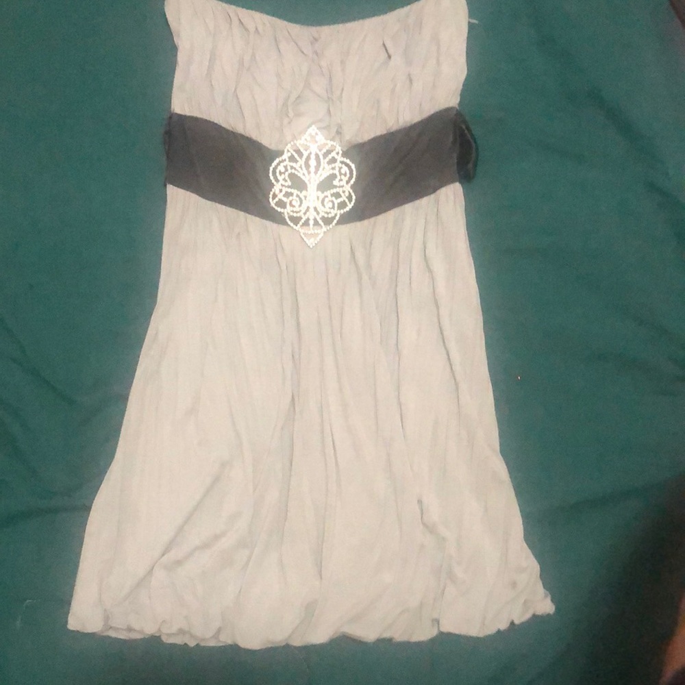 Pumpkin bottom grey and black strapless dress.